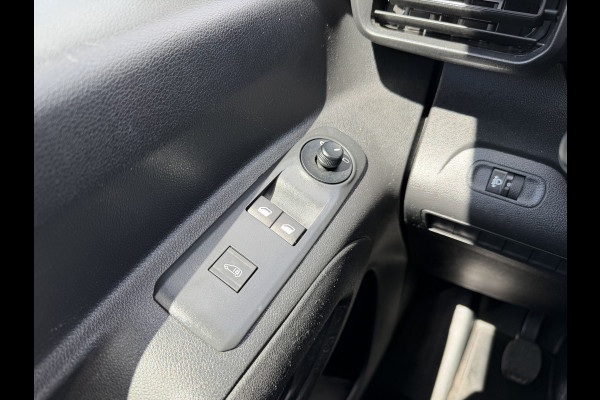 Peugeot Partner 1.2 PureTech Premium / vaste prijs rijklaar € 11.750 ex btw / lease vanaf € 198 / airco / cruise control / benzine grijs kenteken / pdc achter / raam in de schuifdeur