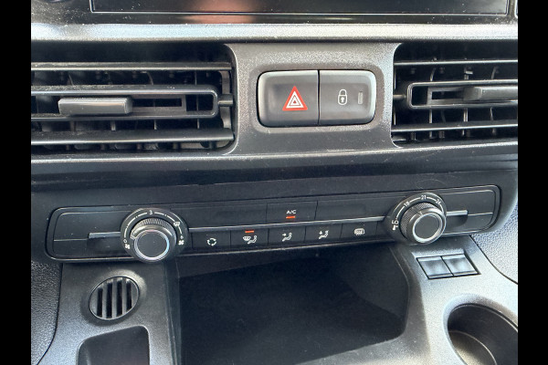 Peugeot Partner 1.2 PureTech Premium / vaste prijs rijklaar € 11.750 ex btw / lease vanaf € 198 / airco / cruise control / benzine grijs kenteken / pdc achter / raam in de schuifdeur