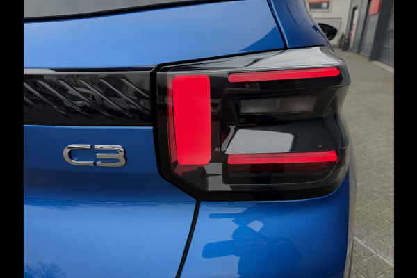 Citroën C3 100pk Max (Camera - LED - Automatische Airco - Navigatie - Apple Carplay - Draadloos laden - Lichtmetalen velgen 17" )