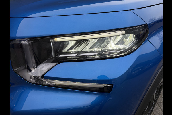 Citroën C3 100pk Max (Camera - LED - Automatische Airco - Navigatie - Apple Carplay - Draadloos laden - Lichtmetalen velgen 17" )
