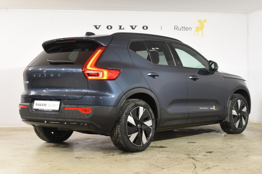 Volvo EX40 252PK Single Extended Range Core Business / Driver Assist / Adaptieve cruise control / BLIS / Stoel - en stuurwielverwarming / Pakeersensoren met camera / Apple carplay /
