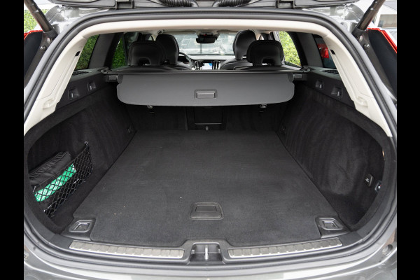 Volvo V60 2.0 T8 390PK Recharge AWD Inscription | SOH 100% | Pano | H/K Sound | Cam | Trekhaak