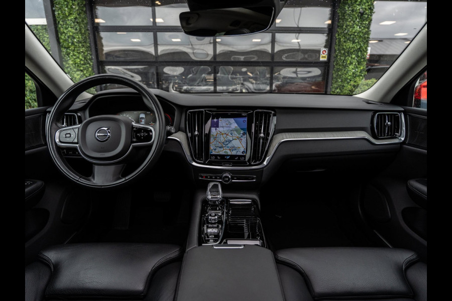 Volvo V60 2.0 T8 390PK Recharge AWD Inscription | SOH 100% | Pano | H/K Sound | Cam | Trekhaak