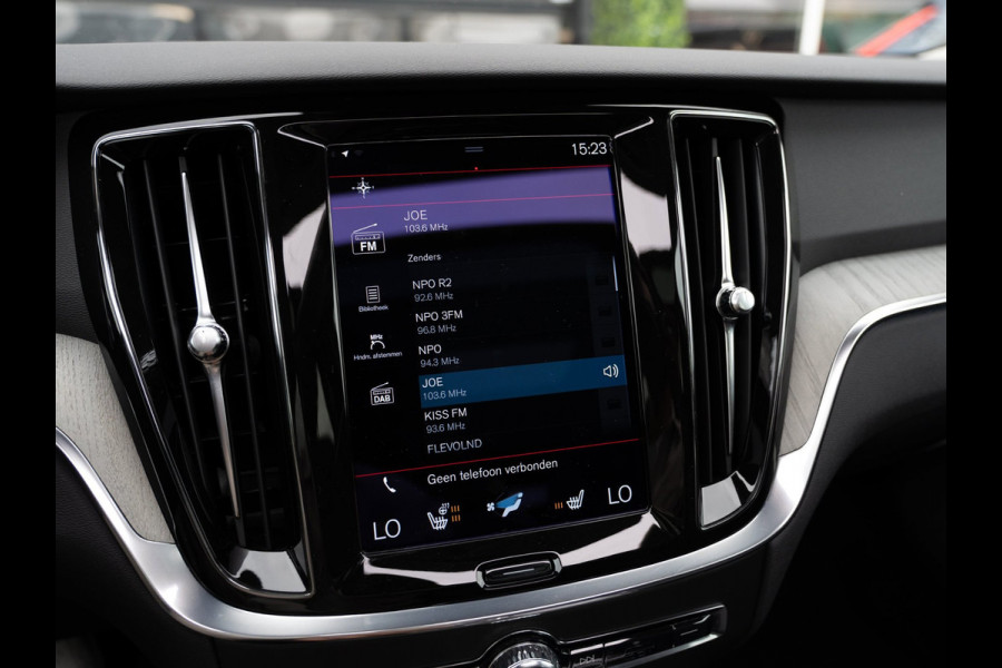 Volvo V60 2.0 T8 390PK Recharge AWD Inscription | SOH 100% | Pano | H/K Sound | Cam | Trekhaak