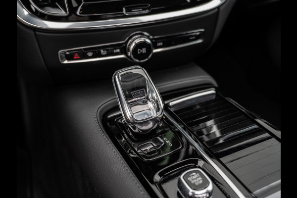 Volvo V60 2.0 T8 390PK Recharge AWD Inscription | SOH 100% | Pano | H/K Sound | Cam | Trekhaak
