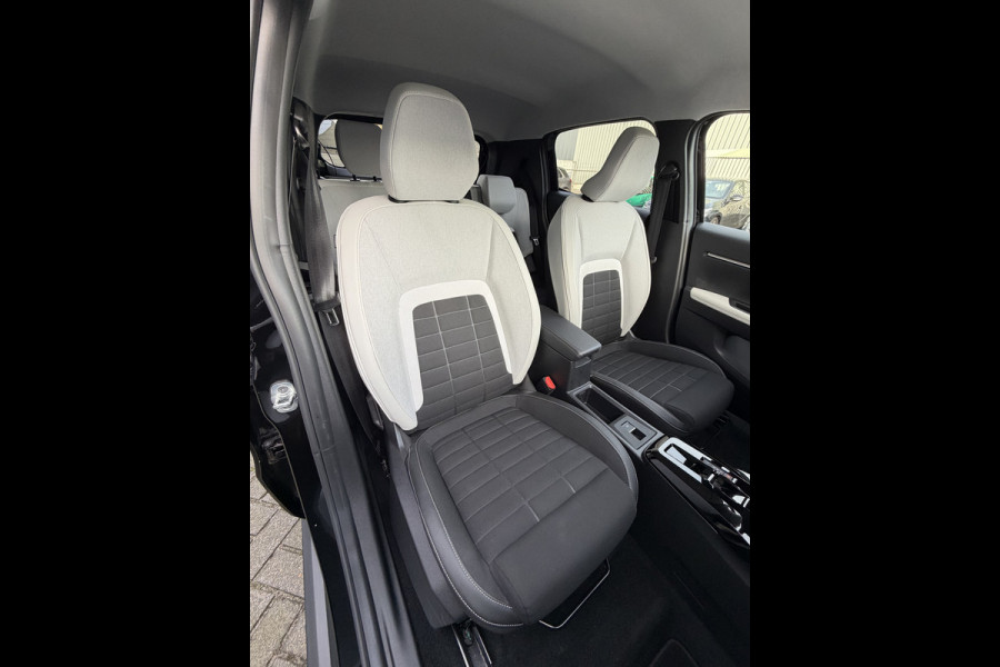 Citroën ë-C3 Max 113pk Comfort Range 44 kWh (Camera - Navigatie - Automatische Airco - Apple Carplay - LED - 17")