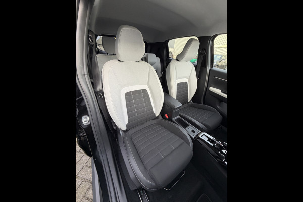 Citroën ë-C3 Max 113pk Comfort Range 44 kWh (Camera - Navigatie - Automatische Airco - Apple Carplay - LED - 17")