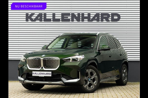 BMW iX1 eDrive20 xLine - Sportstoelen - ACC - Head-up - Parking Assist Plus