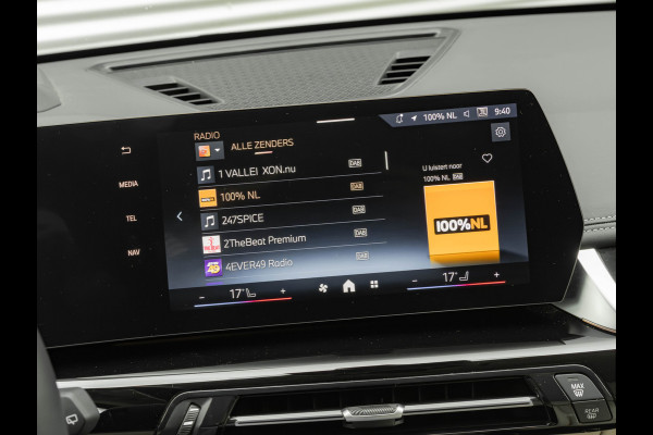 BMW iX1 eDrive20 xLine - Sportstoelen - ACC - Head-up - Parking Assist Plus