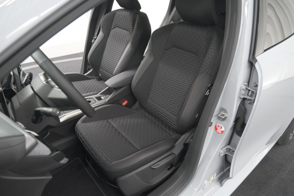 Renault Clio 1.8 Hybrid 160 Techno | NIEUW MODEL | 360 Camera | Dodehoekdetectie | 18 Inch | Adaptieve Cruise Control