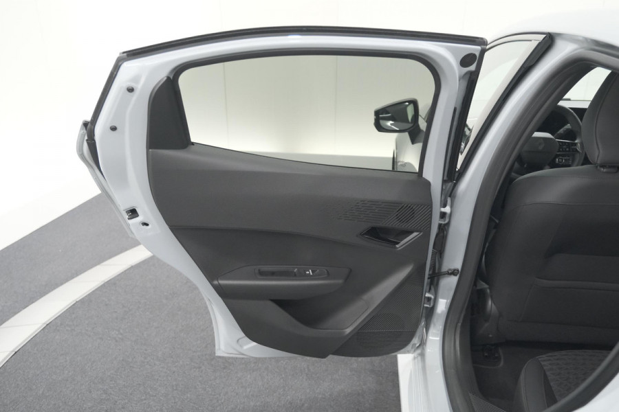 Renault Clio 1.8 Hybrid 160 Techno | NIEUW MODEL | 360 Camera | Dodehoekdetectie | 18 Inch | Adaptieve Cruise Control