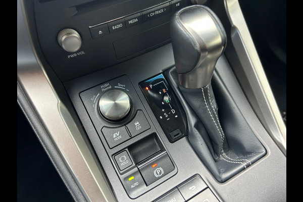 Lexus NX 300h Navigatie Lexus Dealer Onderhouden