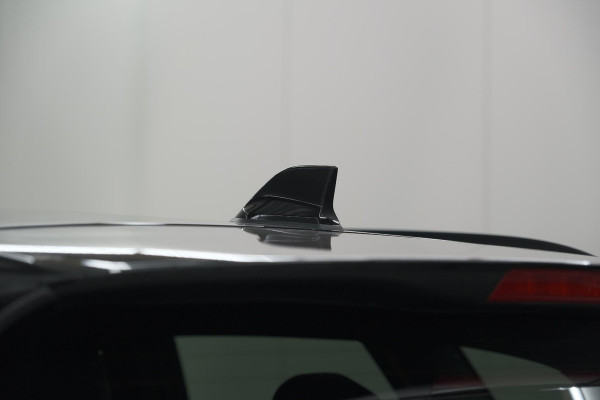 Renault Kadjar TCe 160 EDC Black Edition | BOSE Audio | Adaptieve Cruise Control | Camera | Dodehoekdetectie
