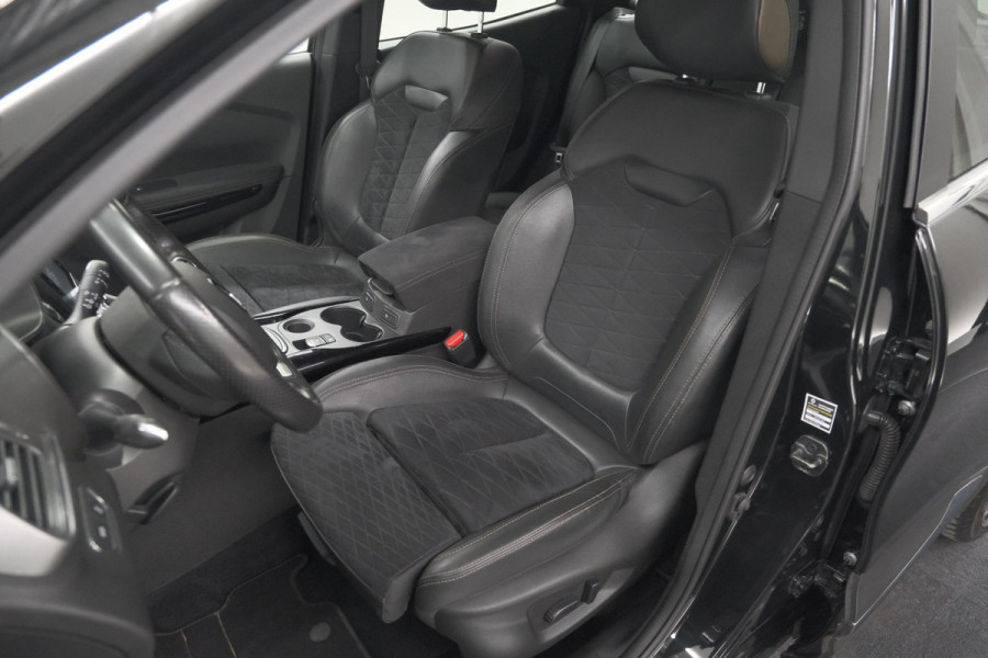 Renault Kadjar TCe 160 EDC Black Edition | BOSE Audio | Adaptieve Cruise Control | Camera | Dodehoekdetectie