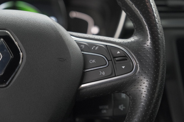 Renault Kadjar TCe 160 EDC Black Edition | BOSE Audio | Adaptieve Cruise Control | Camera | Dodehoekdetectie