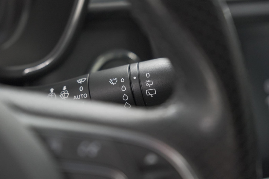 Renault Kadjar TCe 160 EDC Black Edition | BOSE Audio | Adaptieve Cruise Control | Camera | Dodehoekdetectie