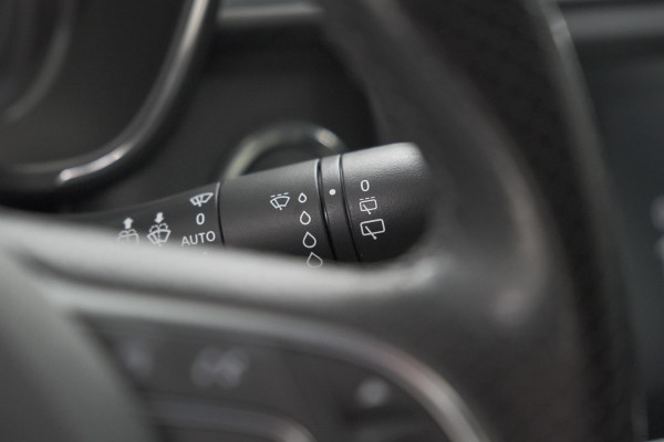 Renault Kadjar TCe 160 EDC Black Edition | BOSE Audio | Adaptieve Cruise Control | Camera | Dodehoekdetectie