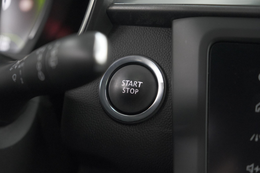 Renault Kadjar TCe 160 EDC Black Edition | BOSE Audio | Adaptieve Cruise Control | Camera | Dodehoekdetectie