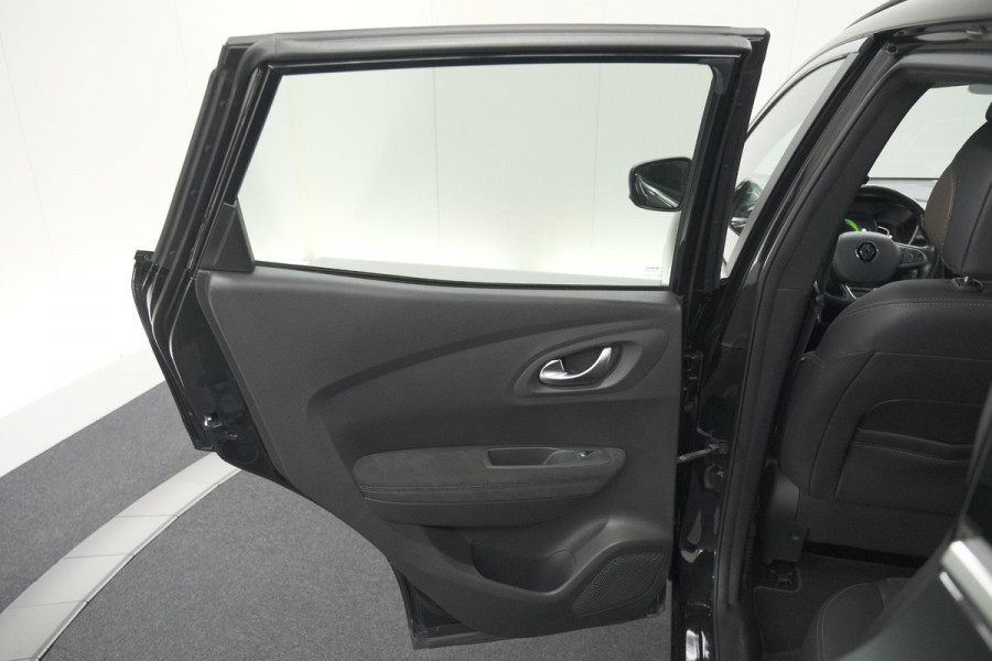 Renault Kadjar TCe 160 EDC Black Edition | BOSE Audio | Adaptieve Cruise Control | Camera | Dodehoekdetectie
