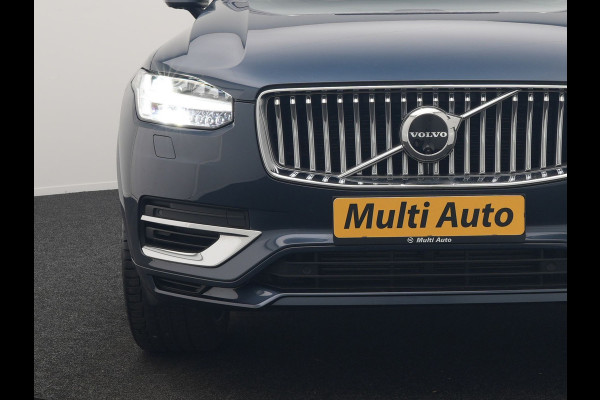Volvo XC90 T8 Recharge AWD Ultimate Bright 7 Persoons LONG RANGE PHEV 455pk Dealer O.H. | Trekhaak Af Fabriek | Panodak | Head Up | Adaptive Cruise | 360 Camera | Bowers & Wilkins | Lederen Sportstoelen Massage & Memory & Ventilatie | Google Assistent | Stoelen & Stuur Verwarmd  | Keyless | Blis | Plug In Hybrid |
