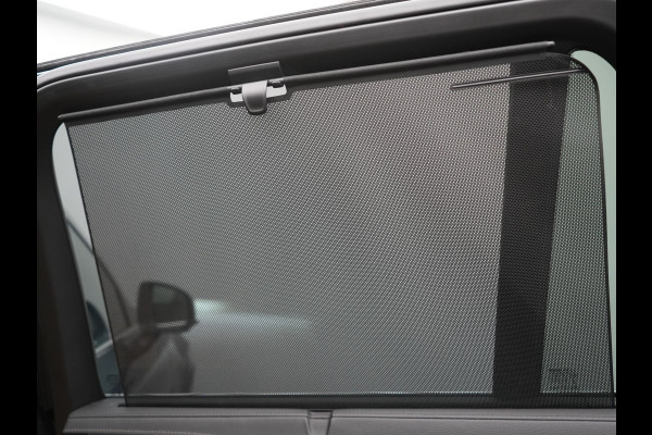 Volvo XC90 T8 Recharge AWD Ultimate Bright 7 Persoons LONG RANGE PHEV 455pk Dealer O.H. | Trekhaak Af Fabriek | Panodak | Head Up | Adaptive Cruise | 360 Camera | Bowers & Wilkins | Lederen Sportstoelen Massage & Memory & Ventilatie | Google Assistent | Stoelen & Stuur Verwarmd  | Keyless | Blis | Plug In Hybrid |