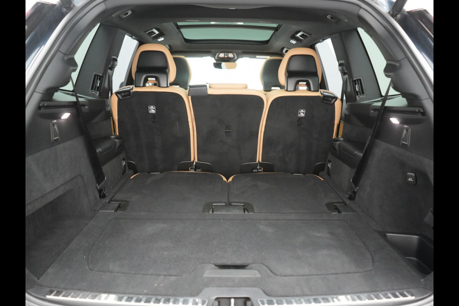 Volvo XC90 T8 Recharge AWD Ultimate Bright 7 Persoons LONG RANGE PHEV 455pk Dealer O.H. | Trekhaak Af Fabriek | Panodak | Head Up | Adaptive Cruise | 360 Camera | Bowers & Wilkins | Lederen Sportstoelen Massage & Memory & Ventilatie | Google Assistent | Stoelen & Stuur Verwarmd  | Keyless | Blis | Plug In Hybrid |
