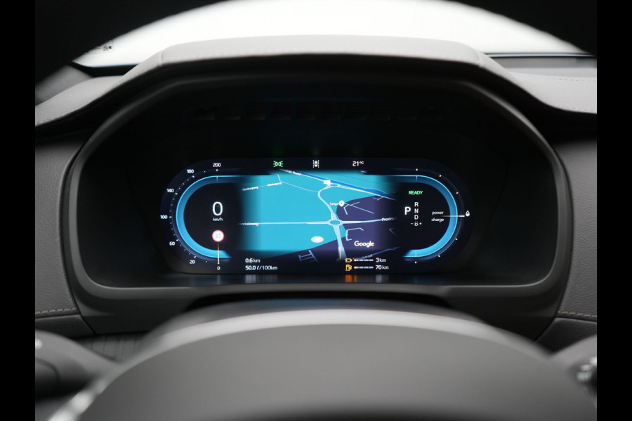 Volvo XC90 T8 Recharge AWD Ultimate Bright 7 Persoons LONG RANGE PHEV 455pk Dealer O.H. | Trekhaak Af Fabriek | Panodak | Head Up | Adaptive Cruise | 360 Camera | Bowers & Wilkins | Lederen Sportstoelen Massage & Memory & Ventilatie | Google Assistent | Stoelen & Stuur Verwarmd  | Keyless | Blis | Plug In Hybrid |