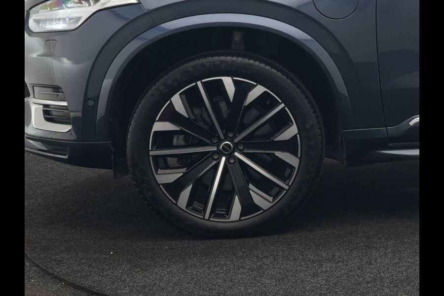 Volvo XC90 T8 Recharge AWD Ultimate Bright 7 Persoons LONG RANGE PHEV 455pk Dealer O.H. | Trekhaak Af Fabriek | Panodak | Head Up | Adaptive Cruise | 360 Camera | Bowers & Wilkins | Lederen Sportstoelen Massage & Memory & Ventilatie | Google Assistent | Stoelen & Stuur Verwarmd  | Keyless | Blis | Plug In Hybrid |