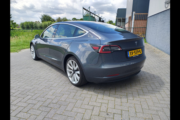 Tesla Model 3 Long Range AWD 75kWh 19"Lmv Autopilot Panoramadak Navi Ecc Camera's Adap.Cruise Leder Keyless Elek.Stoelen+Memory+Verwarmd Audiosysteem premium 4WD Spraakbediening Origineel Nederlandse Auto