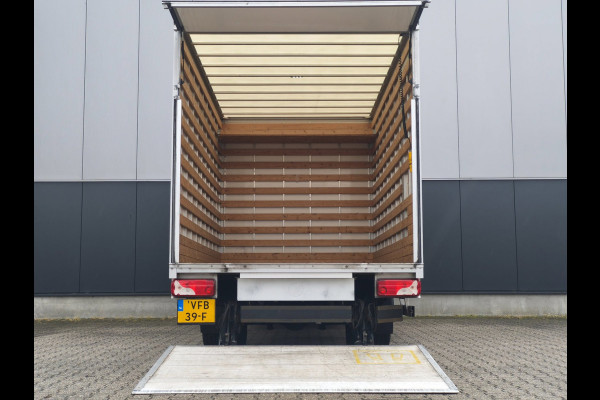 Mercedes-Benz Sprinter 516 BAKWAGEN LAADKLEP AUTOMAAT M-BUX CRUISE