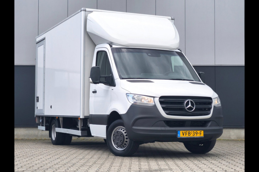 Mercedes-Benz Sprinter 516 BAKWAGEN LAADKLEP AUTOMAAT M-BUX CRUISE