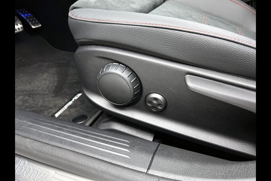 Mercedes-Benz A-Klasse 250 e Business Solution AMG | Nightpakket | Advanced sound system | Dodehoekassistent | Panoramaschuifdak | Smartphone-integratie | |