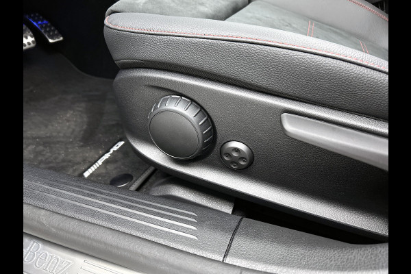 Mercedes-Benz A-Klasse 250 e Business Solution AMG | Nightpakket | Advanced sound system | Dodehoekassistent | Panoramaschuifdak | Smartphone-integratie | |