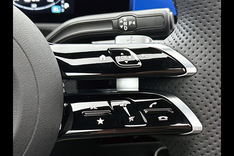 Mercedes-Benz A-Klasse 250 e Business Solution AMG | AMG Line Plus pakket | Smartphone-integratie | Head-up display | Panoramaschuifdak | Inclusief 24 maanden Mercedes-Benz Certified garantie voor Europa.