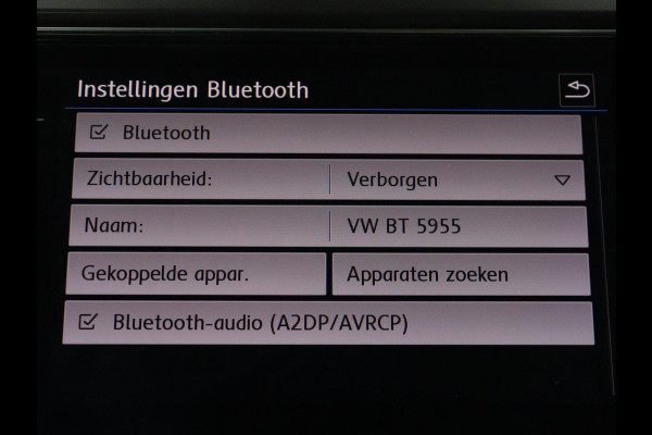 Volkswagen T-Roc 1.5 TSI Style Business | Trekhaak | Stoelverwarming | Camera | Carplay | Adaptive cruise | Navigatie | Parkeerhulp | DAB | Bluetooth | Climate control