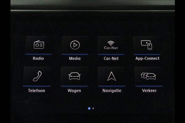 Volkswagen T-Roc 1.5 TSI Style Business | Trekhaak | Stoelverwarming | Camera | Carplay | Adaptive cruise | Navigatie | Parkeerhulp | DAB | Bluetooth | Climate control