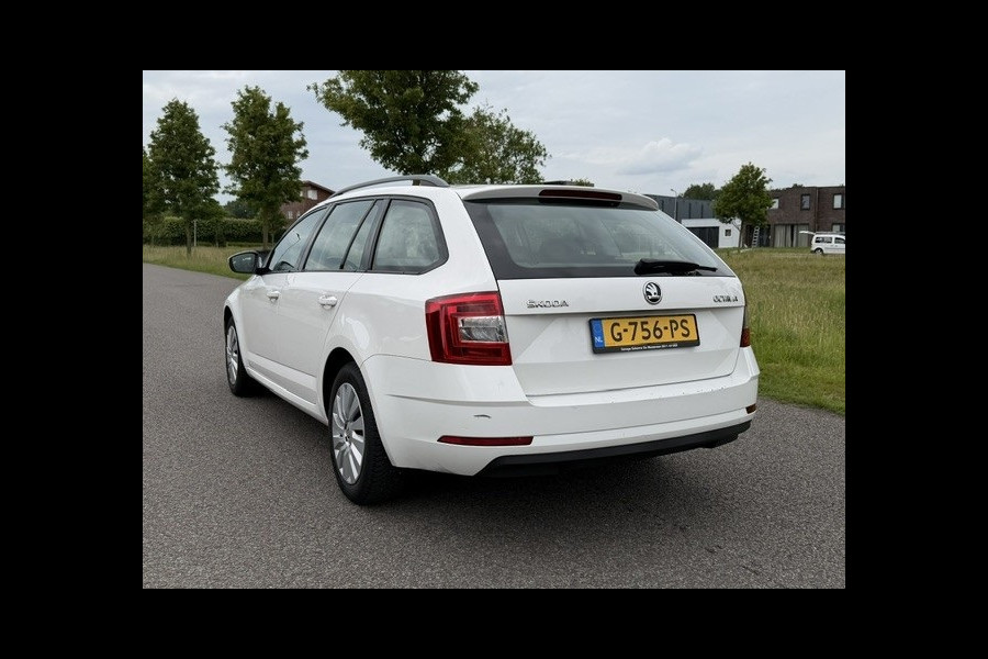 Škoda Octavia Combi 1.6 TDI Greentech Ambition