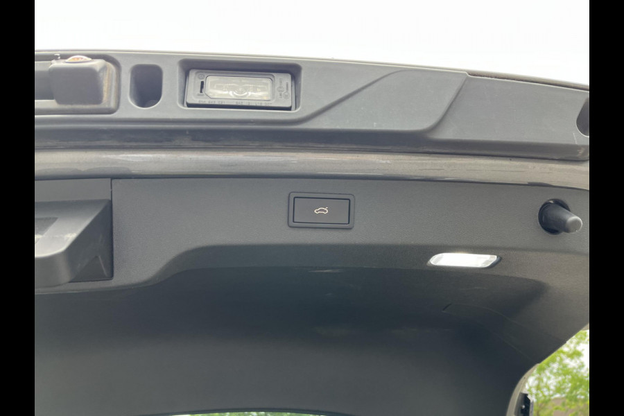 Škoda ENYAQ Coupé iV 80 RS SOH 89% |ELEK. ACHTERKLEP| PANO| ELEK. STOEL MET MEMORY| NET ONDERHOUD GEHAD RIJKLAAR| RS KUIPSTOELEN| DODE HOEK SENSOR| CAMERA| STOEL + STUURVERWARMING|