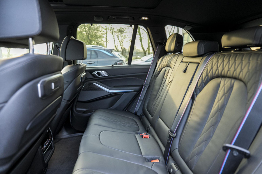 BMW X5 xDrive50e M-Sport Pro | Pano | H&K | Skylounge | Trekhaak | 360 Camera