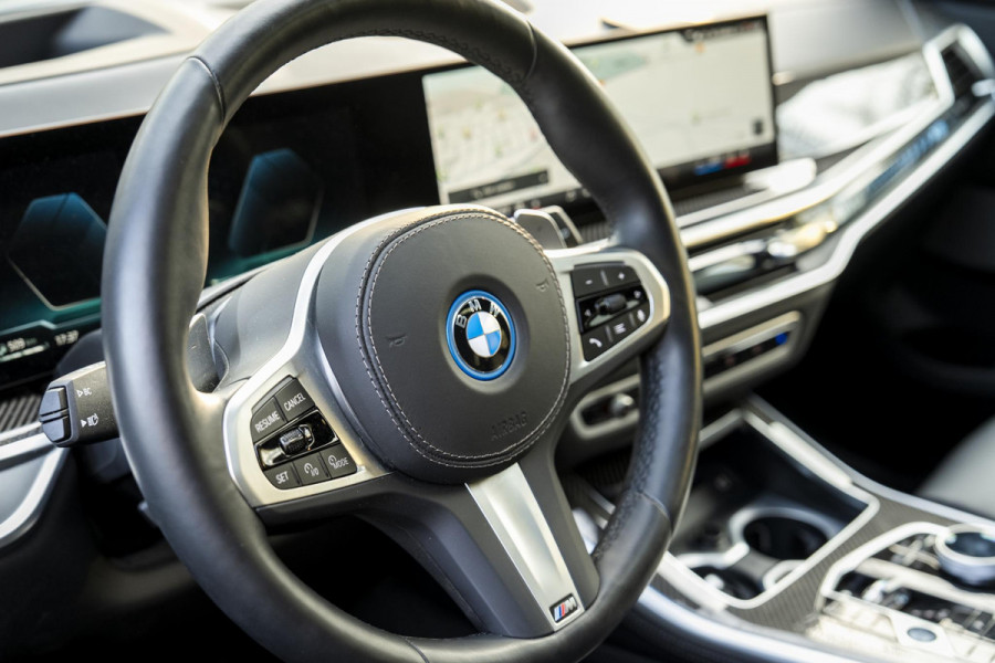 BMW X5 xDrive50e M-Sport Pro | Pano | H&K | Skylounge | Trekhaak | 360 Camera
