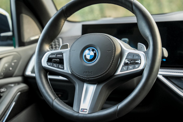 BMW X5 xDrive50e M-Sport Pro | Pano | H&K | Skylounge | Trekhaak | 360 Camera