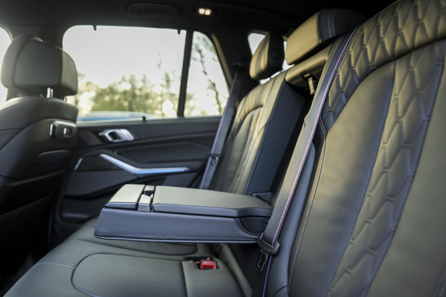 BMW X5 xDrive50e M-Sport Pro | Pano | H&K | Skylounge | Trekhaak | 360 Camera