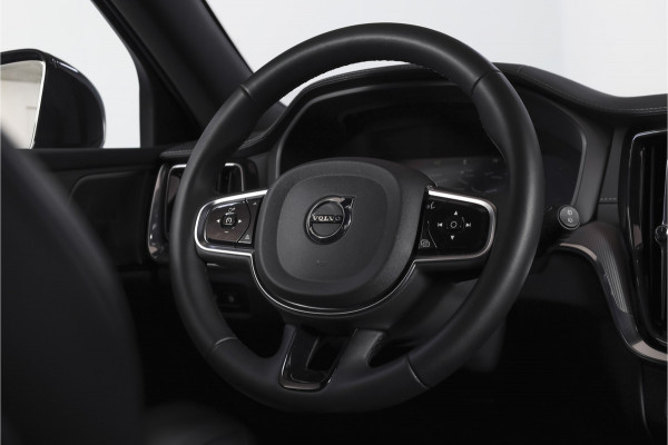 Volvo V60 2.0 T6 Plug-in hybrid AWD Ultra Dark | S/K-Panodak | Dig. Cockpit | Adapt. Cruise | Stoel-+Stuurverw. | PDC | 360 Camera | NAV + App. Connect | ECC | Elek. Klep | LM 19" | 8823