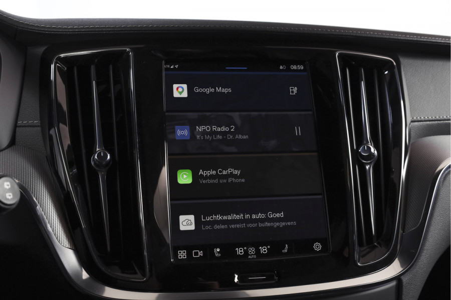 Volvo V60 2.0 T6 Plug-in hybrid AWD Ultra Dark | S/K-Panodak | Dig. Cockpit | Adapt. Cruise | Stoel-+Stuurverw. | PDC | 360 Camera | NAV + App. Connect | ECC | Elek. Klep | LM 19" | 8823