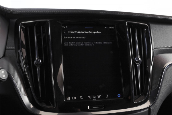 Volvo V60 2.0 T6 Plug-in hybrid AWD Ultra Dark | S/K-Panodak | Dig. Cockpit | Adapt. Cruise | Stoel-+Stuurverw. | PDC | 360 Camera | NAV + App. Connect | ECC | Elek. Klep | LM 19" | 8823