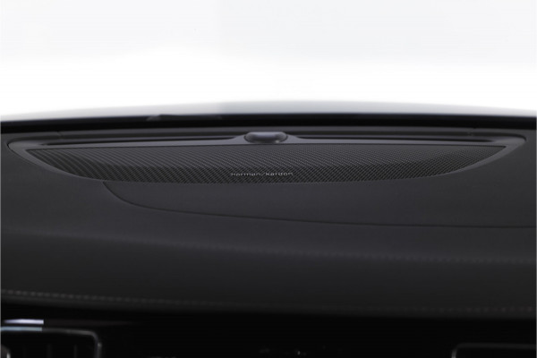 Volvo V60 2.0 T6 Plug-in hybrid AWD Ultra Dark | S/K-Panodak | Dig. Cockpit | Adapt. Cruise | Stoel-+Stuurverw. | PDC | 360 Camera | NAV + App. Connect | ECC | Elek. Klep | LM 19" | 8823