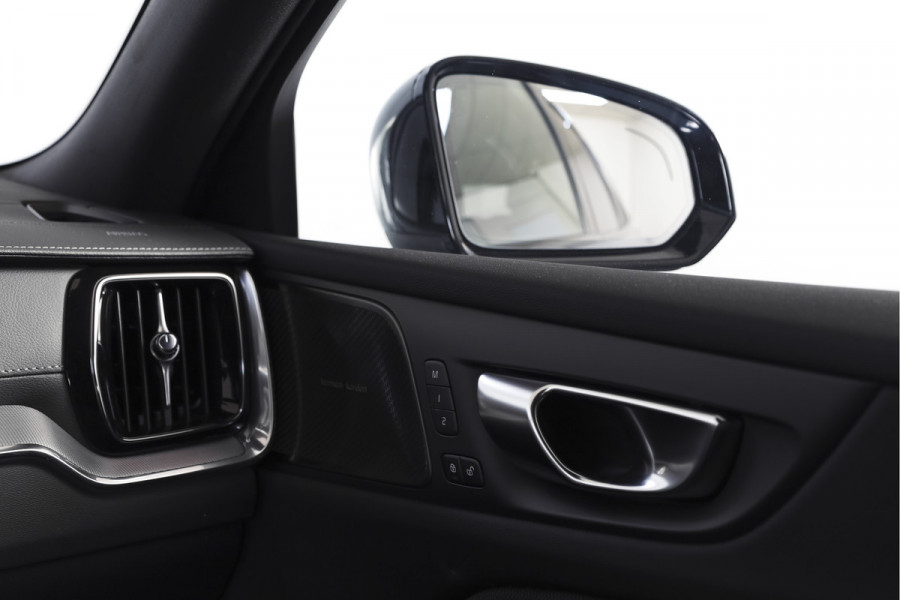 Volvo V60 2.0 T6 Plug-in hybrid AWD Ultra Dark | S/K-Panodak | Dig. Cockpit | Adapt. Cruise | Stoel-+Stuurverw. | PDC | 360 Camera | NAV + App. Connect | ECC | Elek. Klep | LM 19" | 8823
