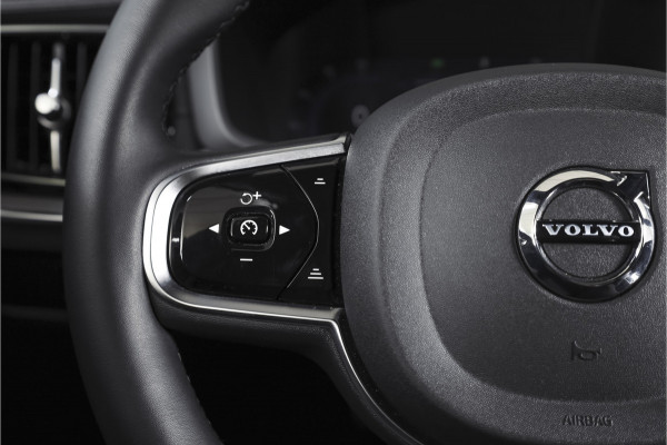 Volvo V60 2.0 T6 Plug-in hybrid AWD Ultra Dark | S/K-Panodak | Dig. Cockpit | Adapt. Cruise | Stoel-+Stuurverw. | PDC | 360 Camera | NAV + App. Connect | ECC | Elek. Klep | LM 19" | 8823