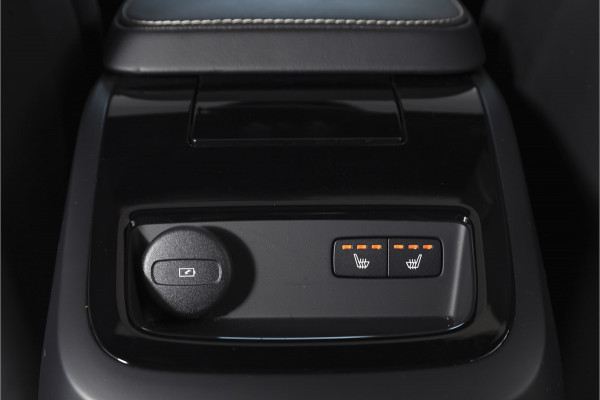 Volvo V60 2.0 T6 Plug-in hybrid AWD Ultra Dark | S/K-Panodak | Dig. Cockpit | Adapt. Cruise | Stoel-+Stuurverw. | PDC | 360 Camera | NAV + App. Connect | ECC | Elek. Klep | LM 19" | 8823