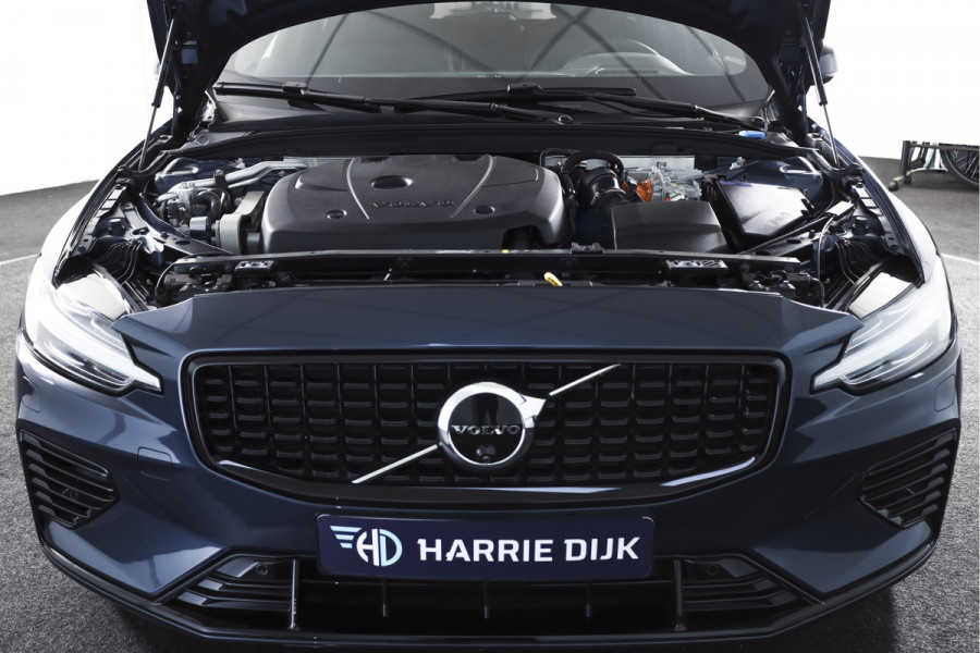 Volvo V60 2.0 T6 Plug-in hybrid AWD Ultra Dark | S/K-Panodak | Dig. Cockpit | Adapt. Cruise | Stoel-+Stuurverw. | PDC | 360 Camera | NAV + App. Connect | ECC | Elek. Klep | LM 19" | 8823